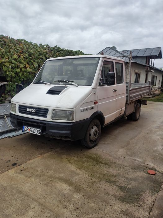 Vând Iveco basculabil