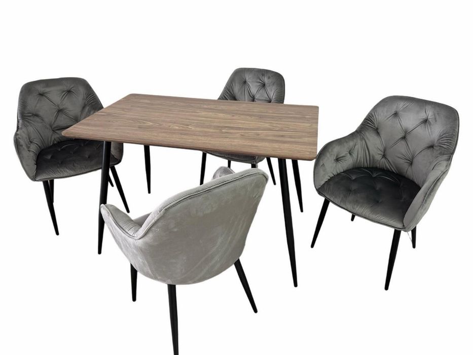 4 броя трапезни столове