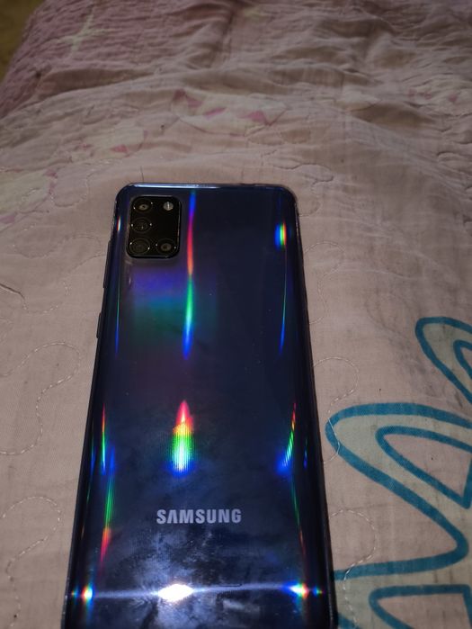 Продам Самсунг А31