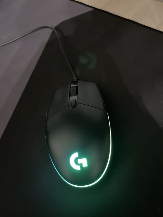 продам мышку Logitech G102