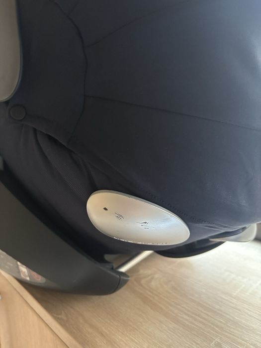 Столче за кола Cybex platinum Cloud Q