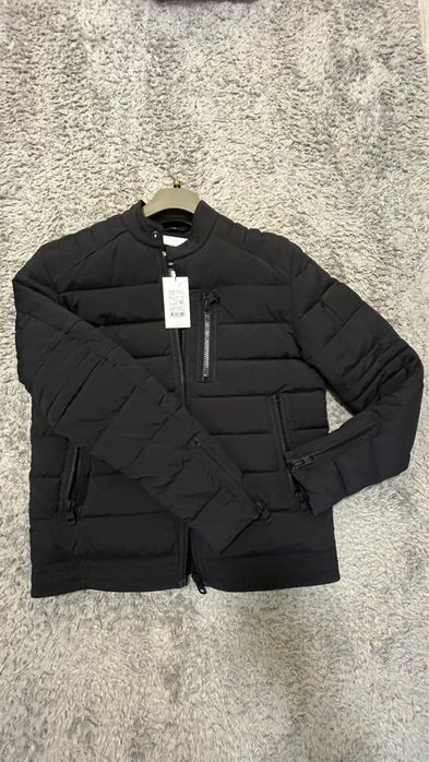 Geaca Calvin Klein marimea S - originala 100%