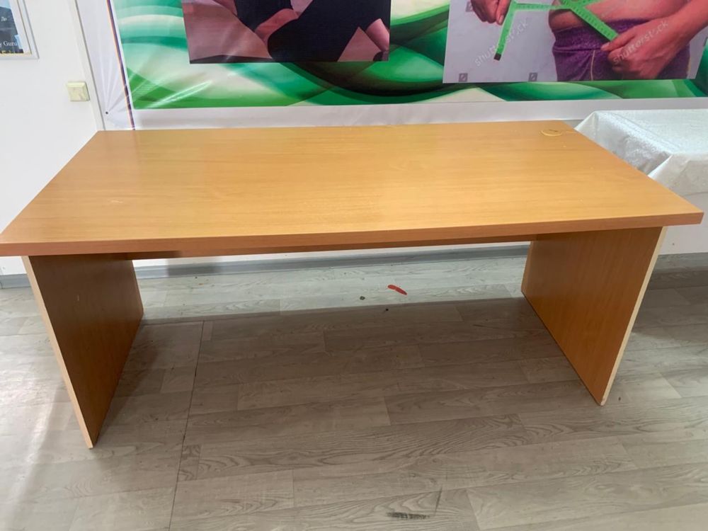 Продается 2 таких стол