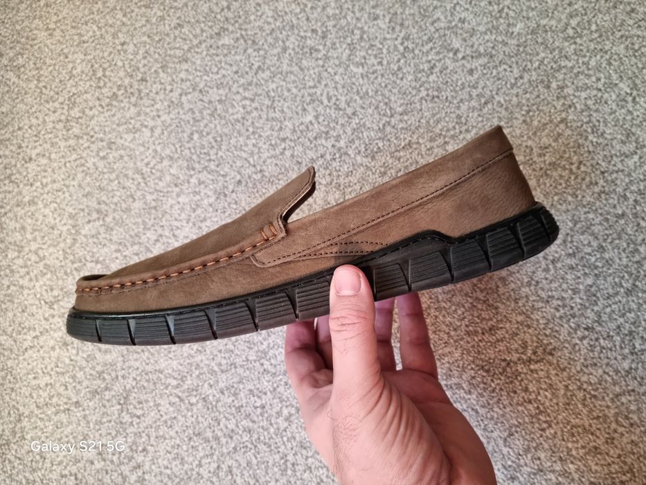 YANGI oyoq kiyimlar FLO dan olingan