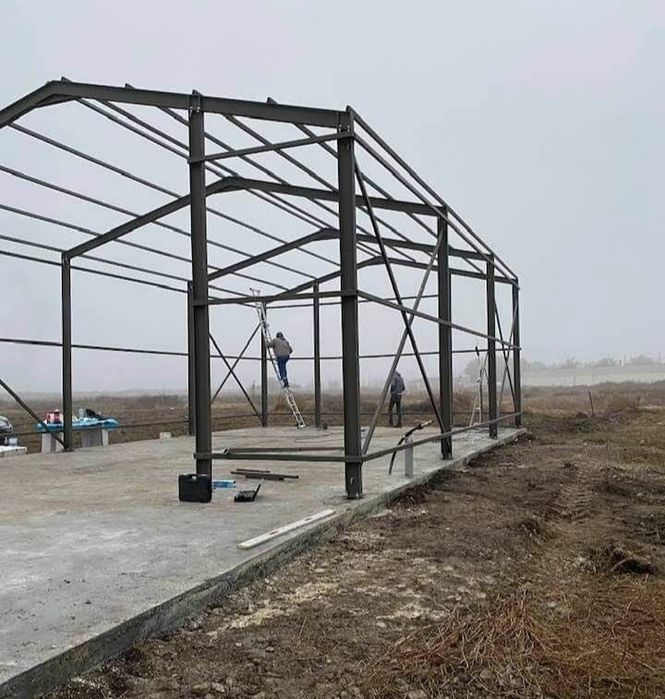 8X15X4 Vand Hale fac Hale structuri metalice la comanda orice marime d