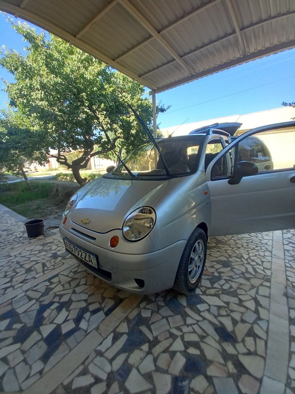 Matiz sotiladi holati yaxshi