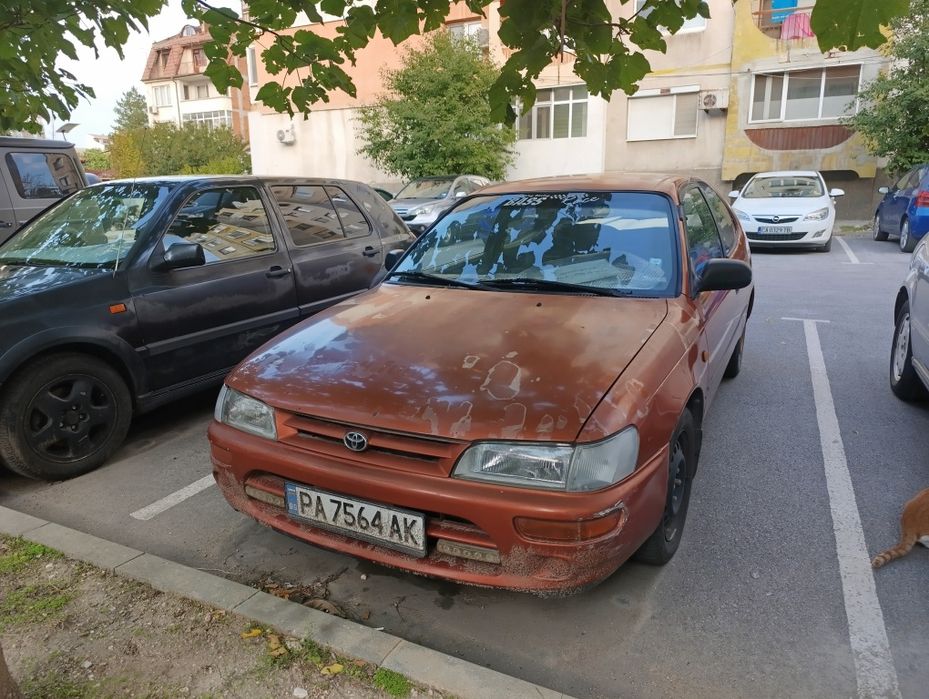 Продавам Toyota Corolla xli 1.3