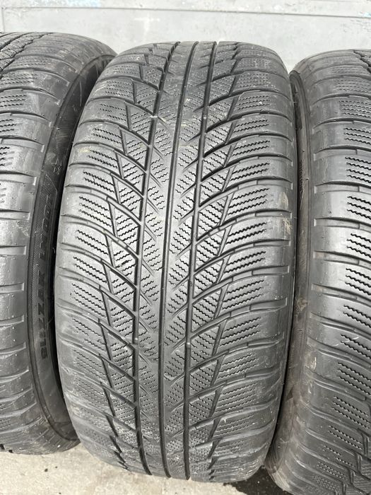 4 бр. зимни гуми 225/50/17 Bridgestone RSC 5,5 mm DOT 4316