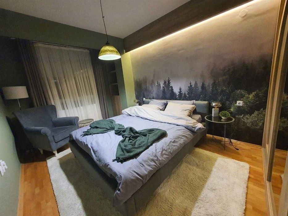 Дава се под наем Двустаен апартамент в Бургас, Изгрев - 54 кв.м за 255 € - Снимка #2