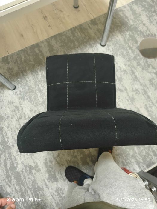 Разтегателна маса с 4 стола