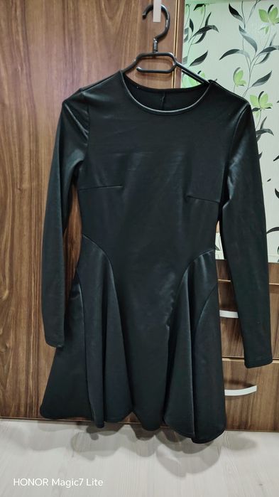 Rochie scurtă  neagră