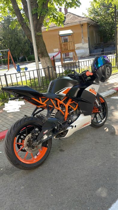 VÂND Ktm RC 125 2016/SCHIMB cu masina