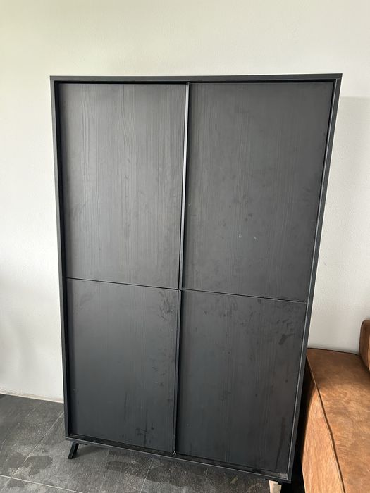 Dulap negru cu 2 usi