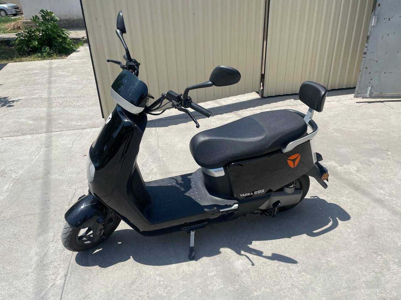 Elektro skuter Yadea