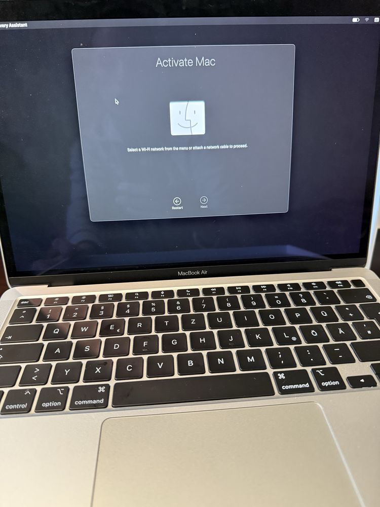 MacBook M1 13” (2020) + Magic Mouse 3