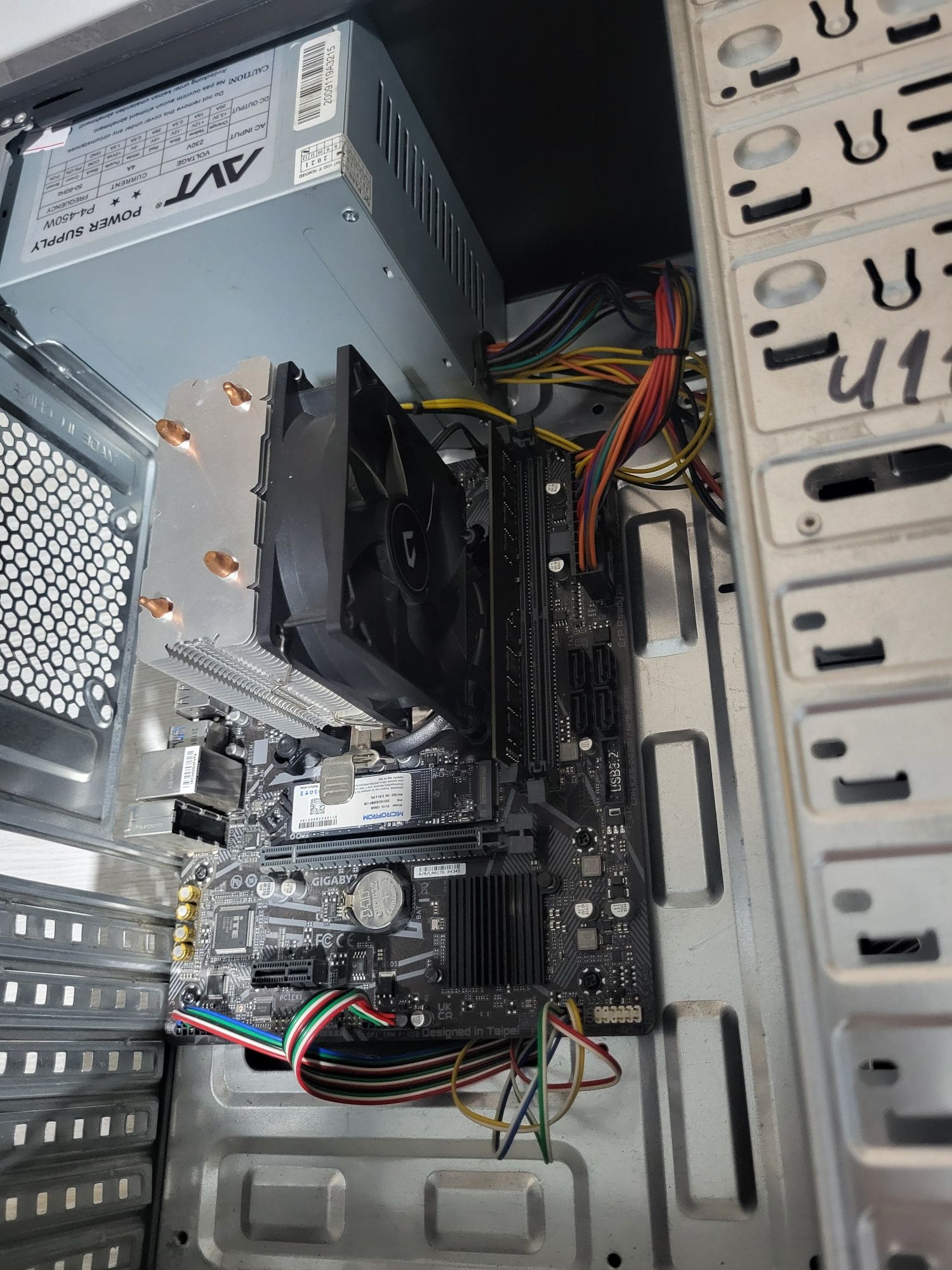 H410 / i3 10105f/8gb/SSD 128GB nvme/блок. Кейс  DDR4, без видеокарты