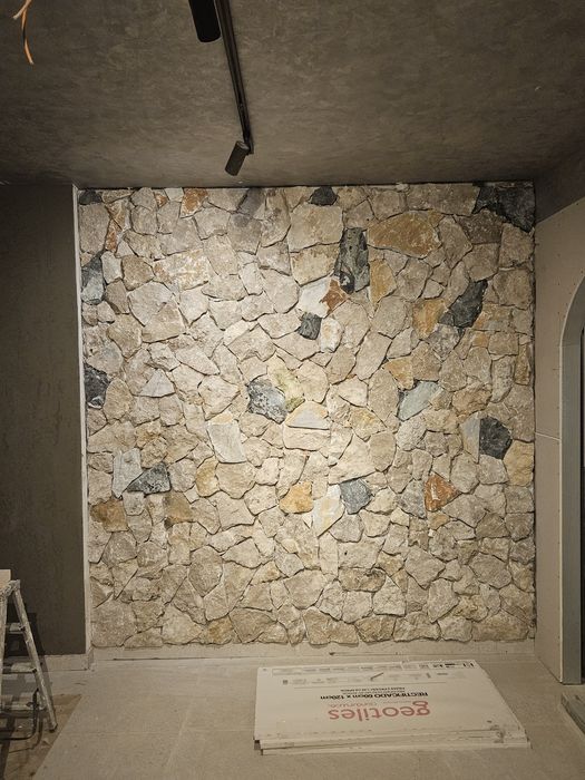 Montaj piatra  marmură granit prelucrare blaturi ,lustruire marmura