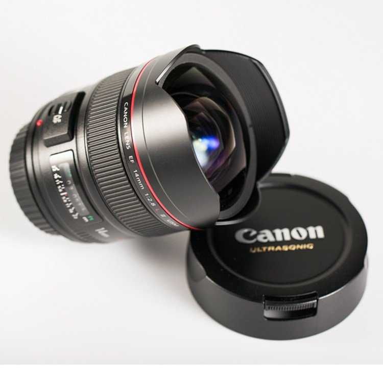 Сверхширокоугольный объектив Canon EF 14 mm f/2.8 II USM