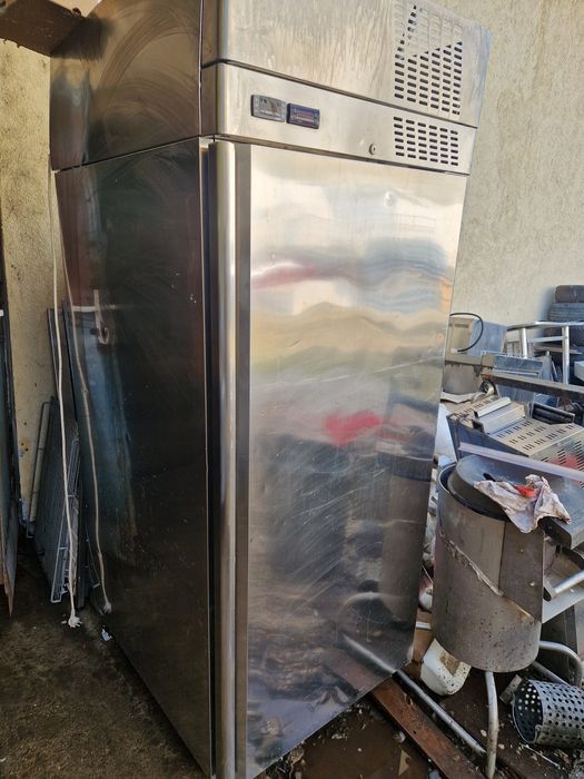 Congelator, Hota inox cu filtre inox și motor