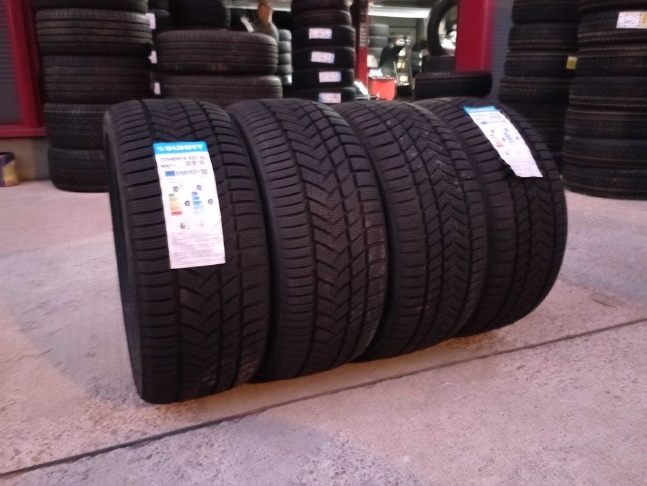 Anvelope Sunny 225/40/18 Noi De Iarna