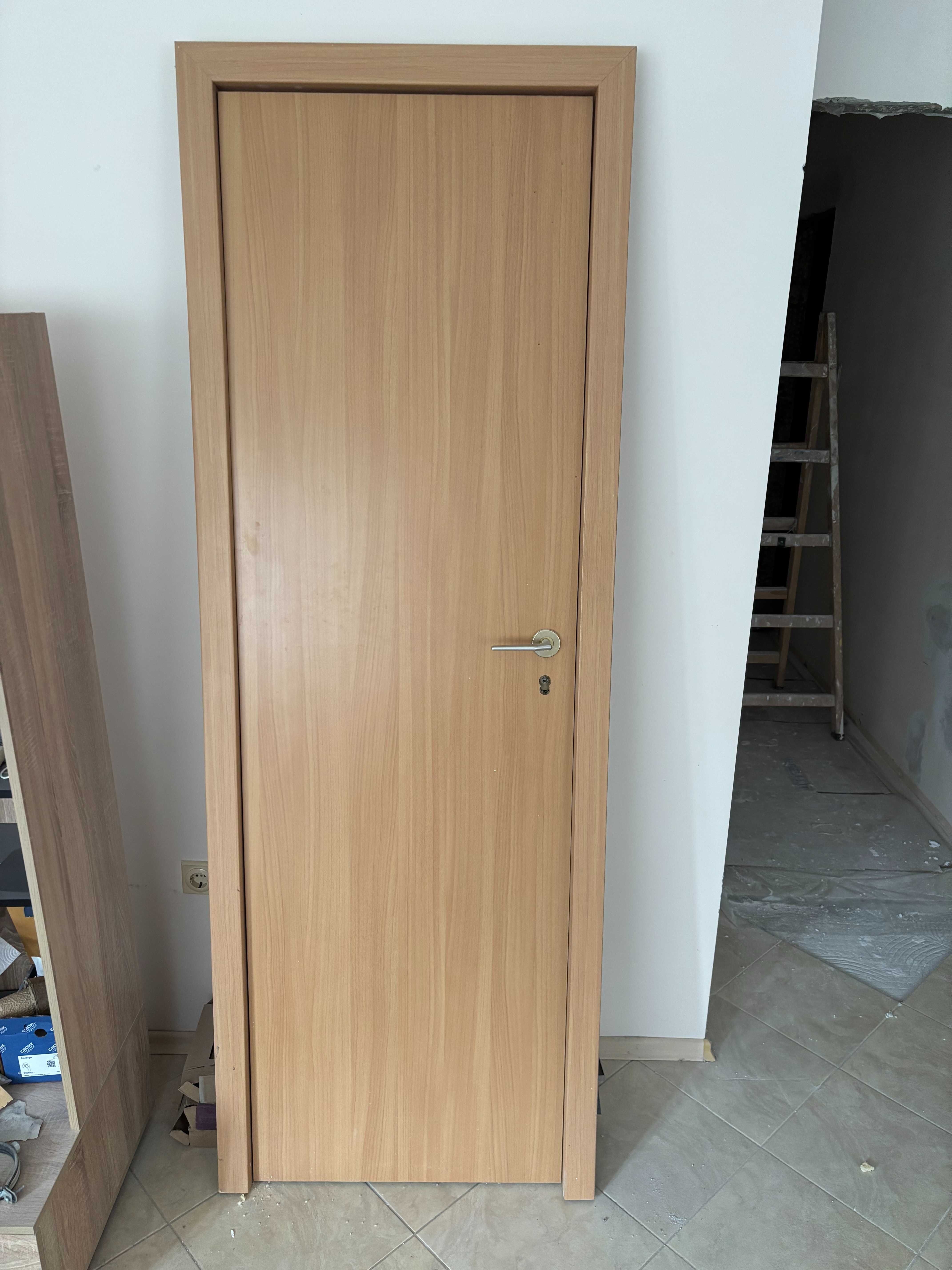 Интериорни врати