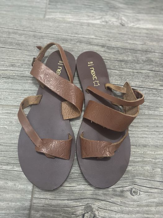 Sandale piele Next mărimea 38