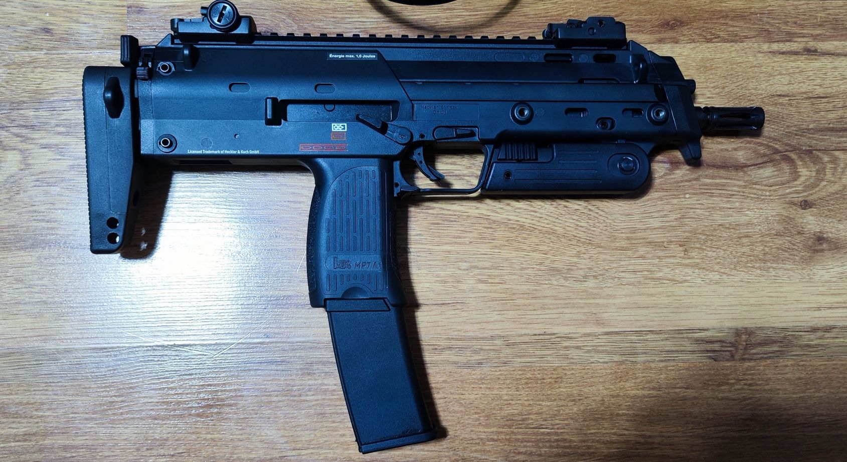 Vând/schimb replică airsoft MP7 A1 de la H&K