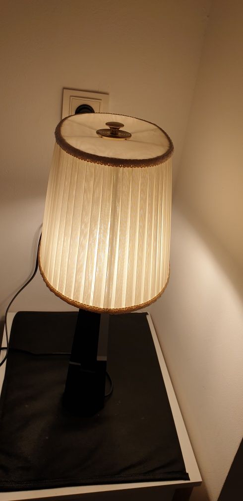 Lampa veioza vintage colectie marmura alama Anglia 1970