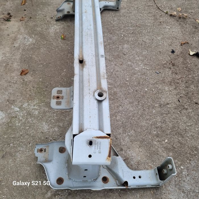 Armatura bara fata ford mondeo mk 5 cod FG93-F10922-EB