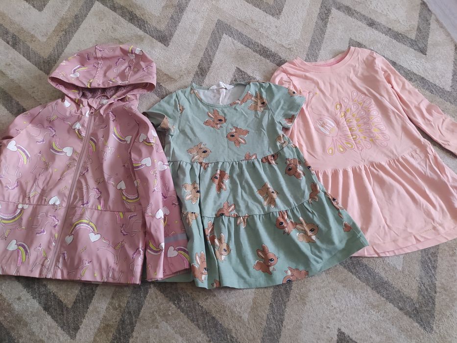 Lot hăinuțe fetiță rochița geacă 98 104 H&M, sinsay