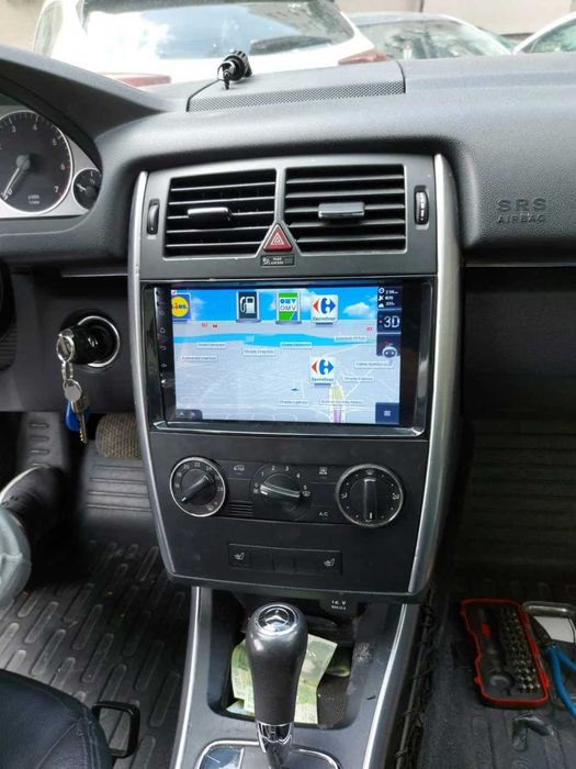 Reducere - Navigatie Android VW Krafter Mercedes Sprinter Vito Viano