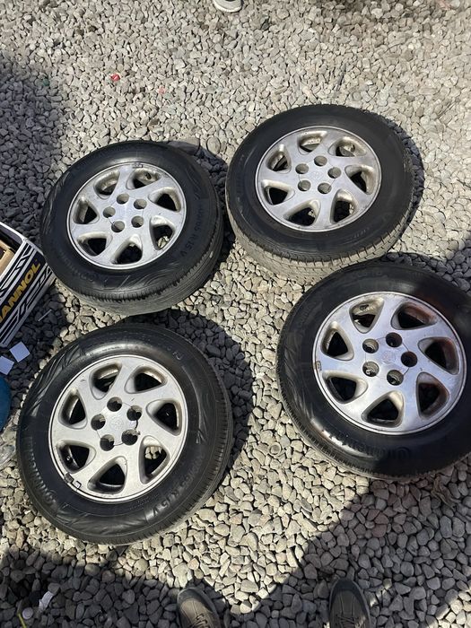 Продам диски от камри 20-25