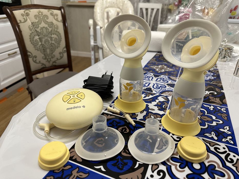Молокоотсос Medela Swing Maxi Flex