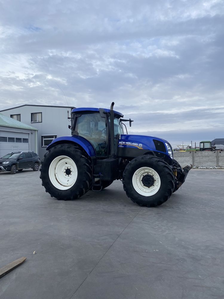 New Holland T7 210