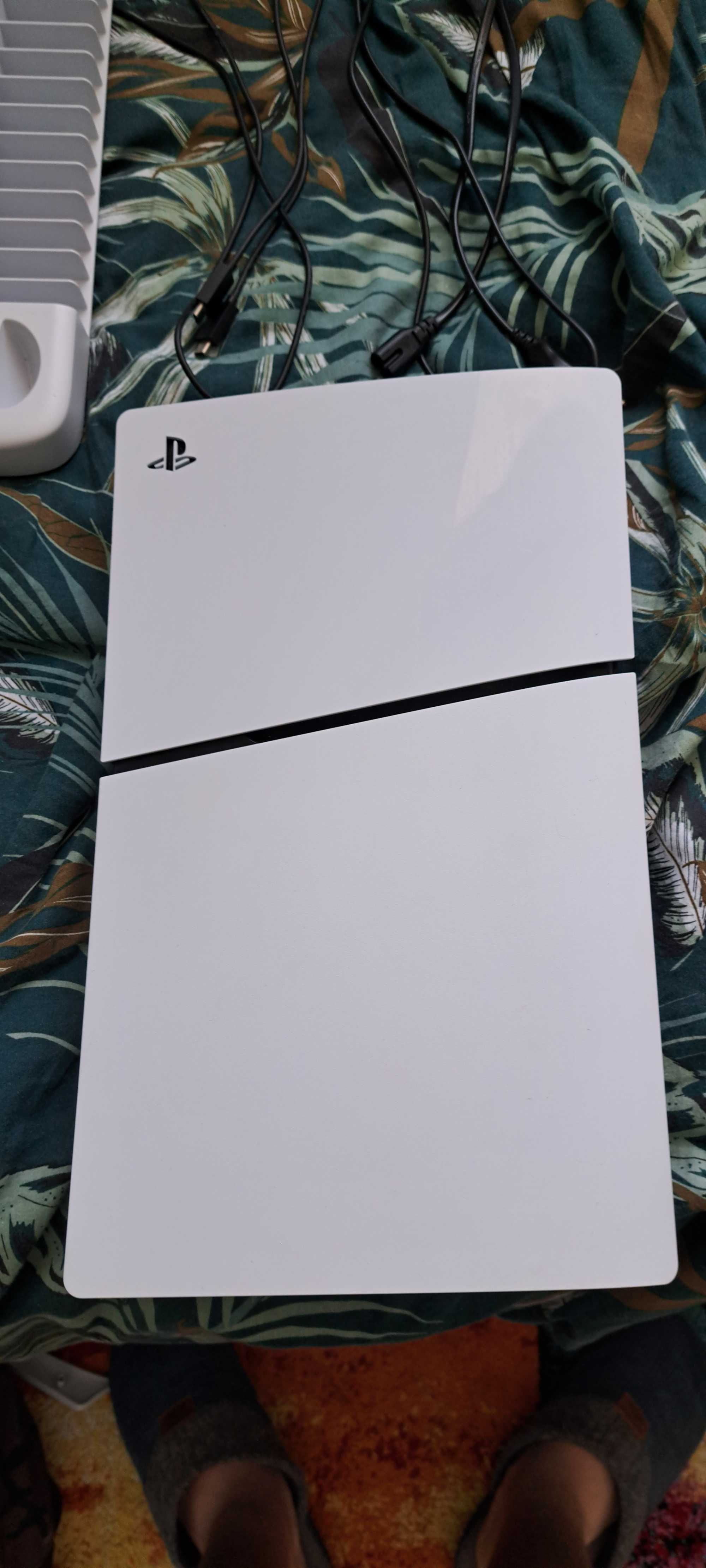 Продавам втора употреба PS 5 slim