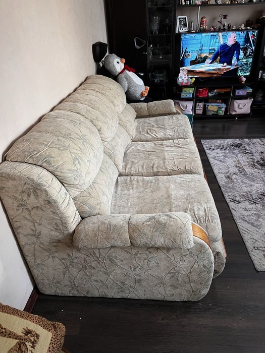 Продам диван и кресло