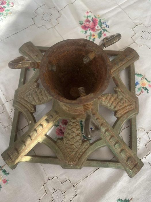 Винтидж/ Ретро стойка за Коледна елха* От желязо