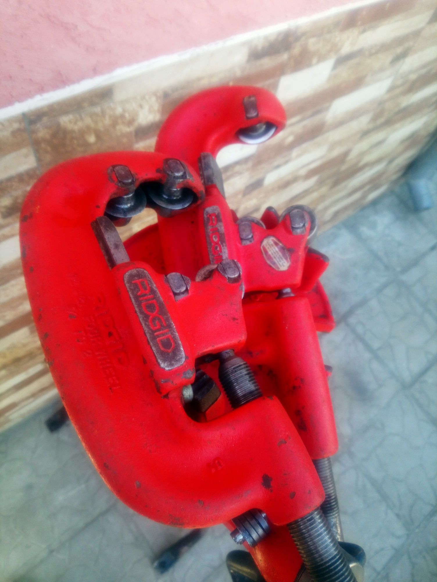 Ridgid 42A Висококачествена 4колесна тръборезачка 3/4"-2"