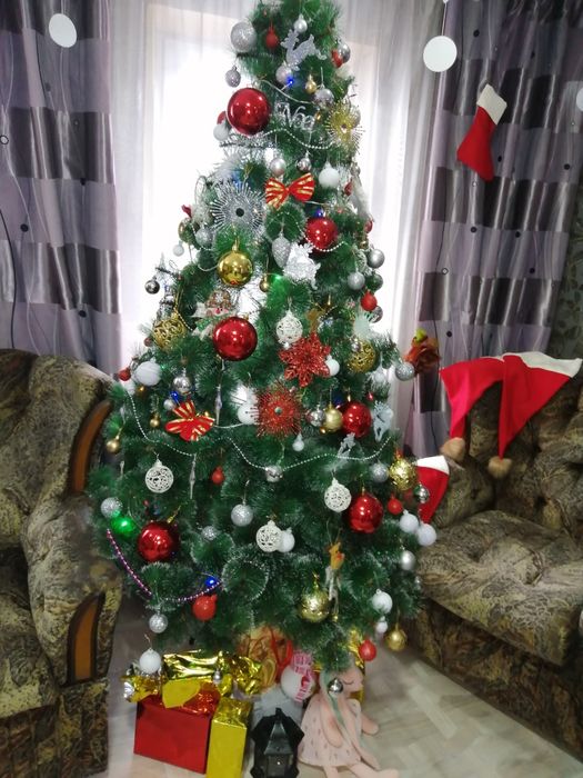 Продам ёлку новогодюю