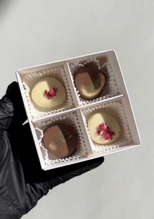 Тойбастар Боньбонерки из бельгийского шоколада / Астана