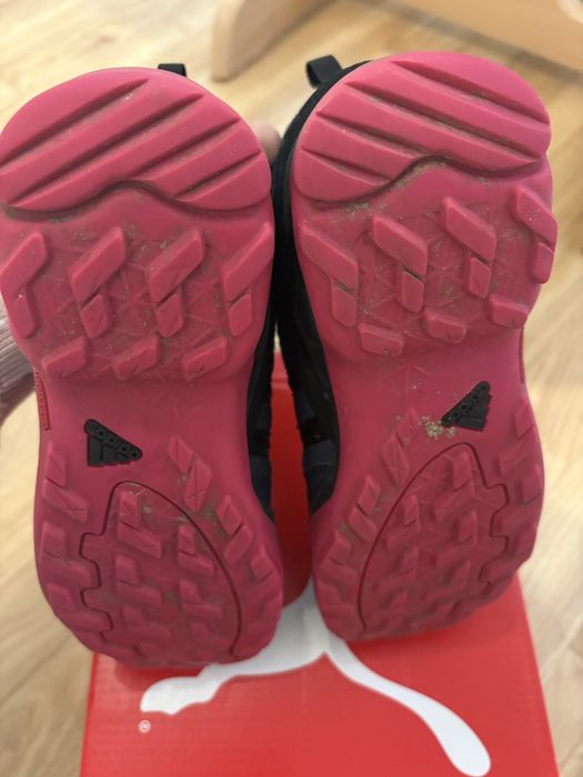 Vand ghete adidas Terrex, Goretex, 34, 120 lei.