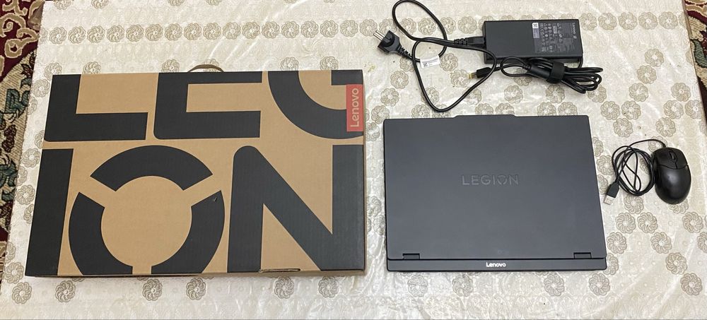 Lenovo Legion 5 (15IRX10) SROCHNi sotilad