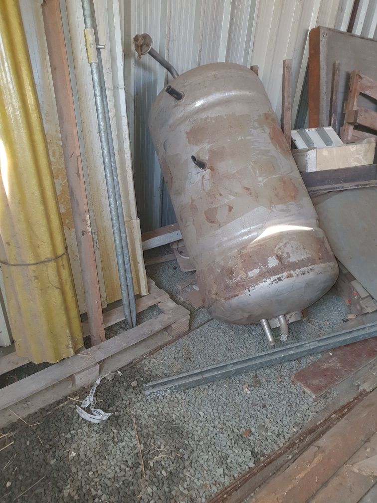 Boiler de inox 300/400/500 litri, 2,5mm grosime