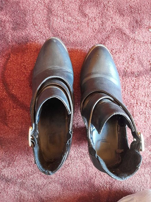 Обувки на ток -супер цена!