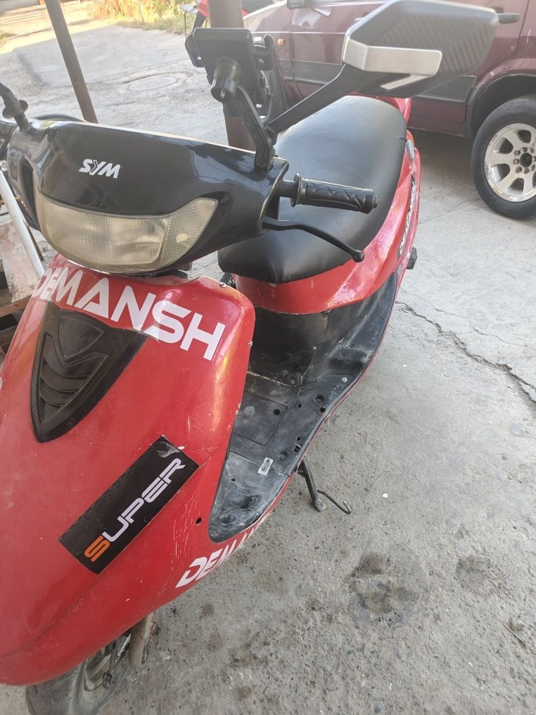 Скутер Сотилади 125 куб