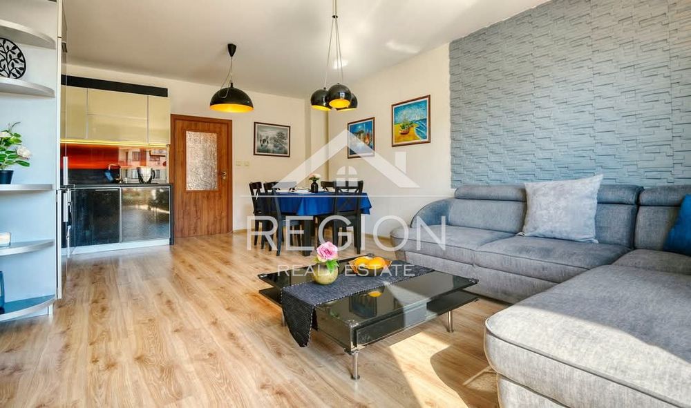 Дава се под наем Двустаен апартамент в Варна, Общината - 62 кв.м за 663 € - Снимка #1