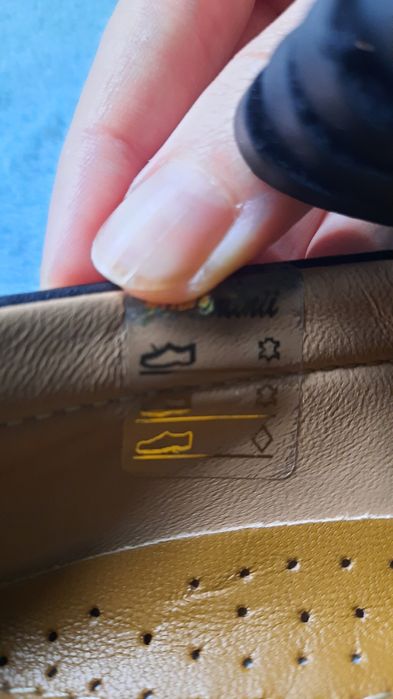 Pantofi piele, noi, model albina, marimea 34/35