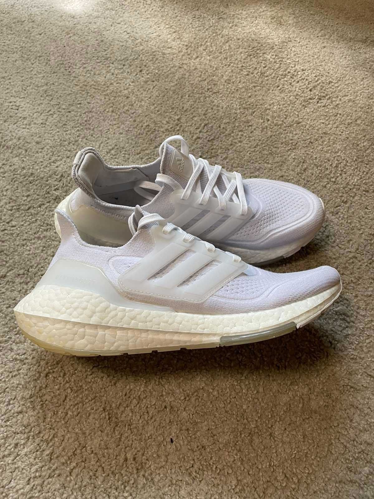 Adidas Ultraboost 22