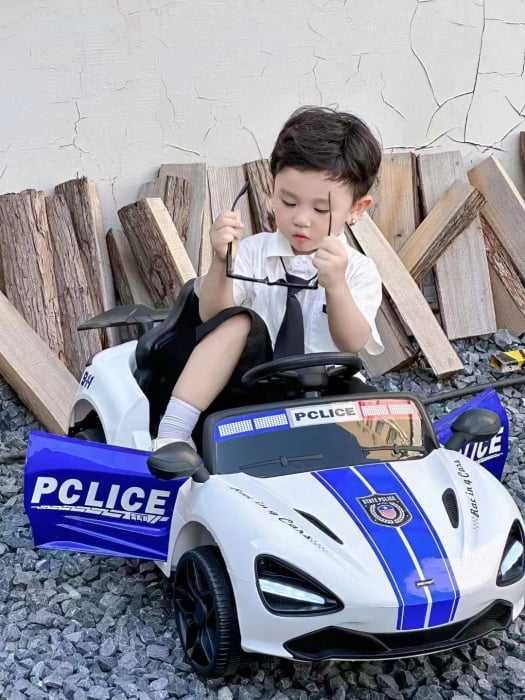 Masina de Politie Electrica