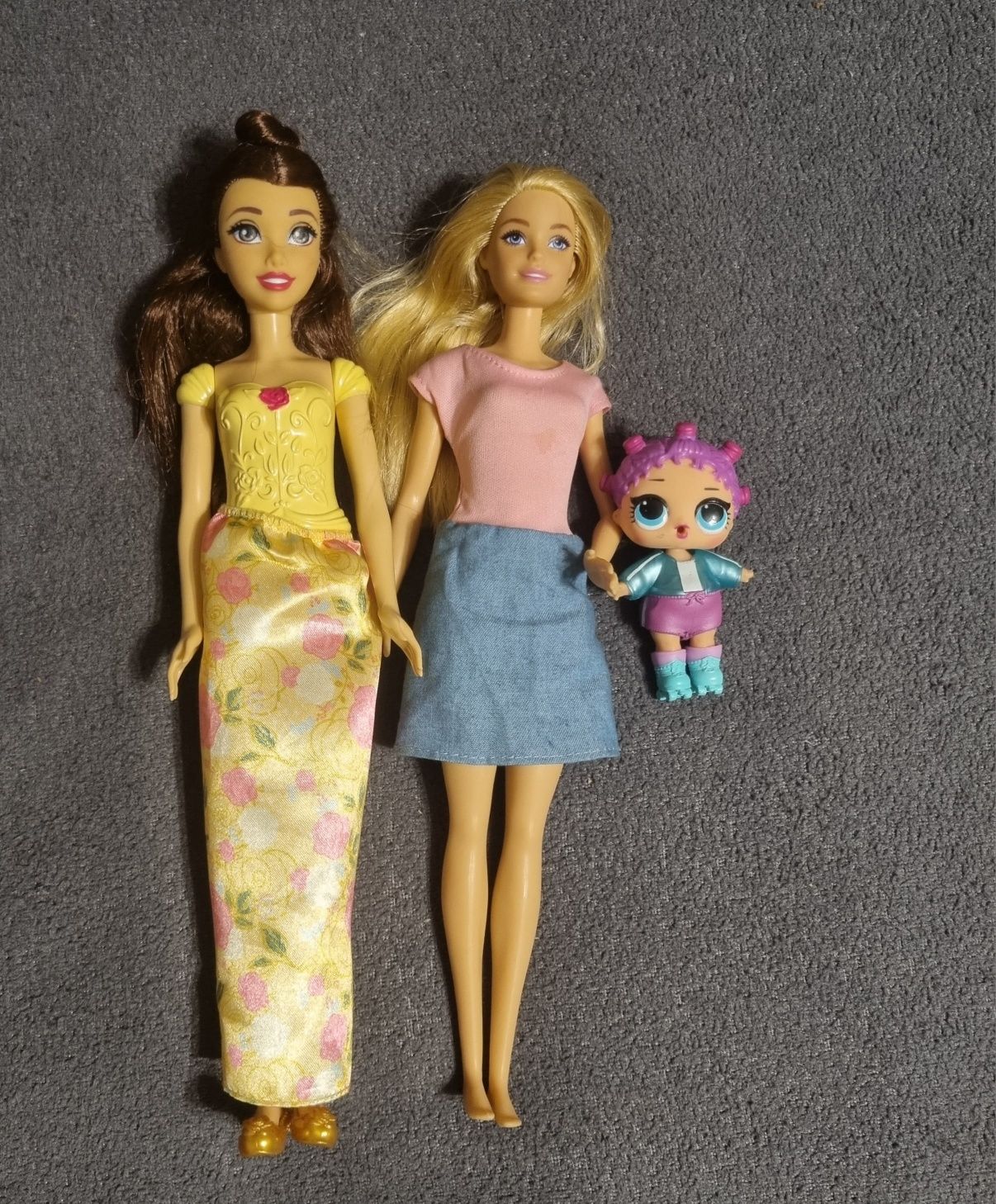 Lot papusi - Barbie, Belle, LOL